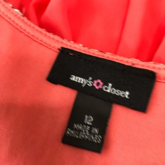 Amy’s Closet Girls  Knit Lace Hi-Lo Dress - Picture 4 of 7